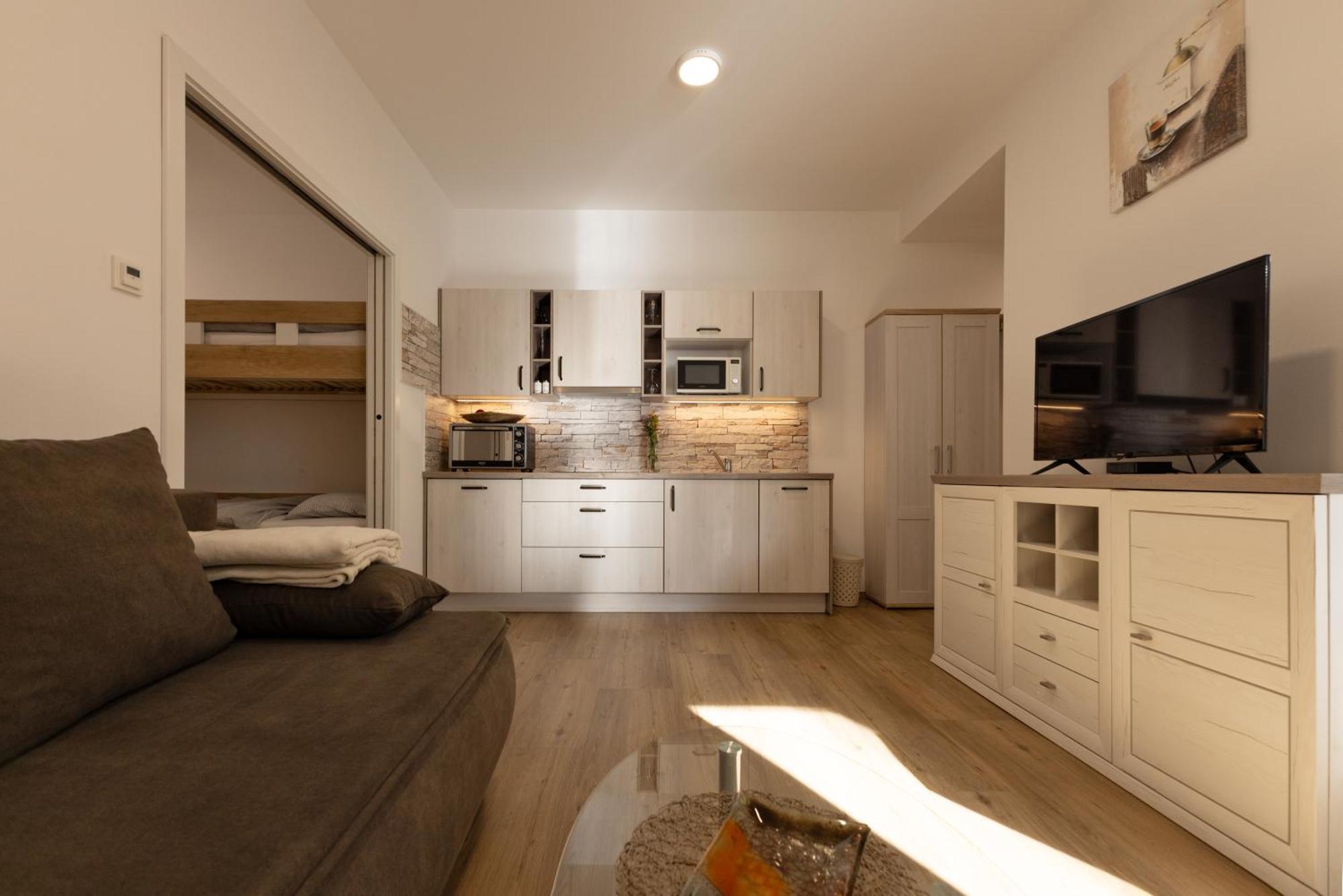 Apartmaji "La Vie Est Belle" Kranjska Gora Zewnętrze zdjęcie